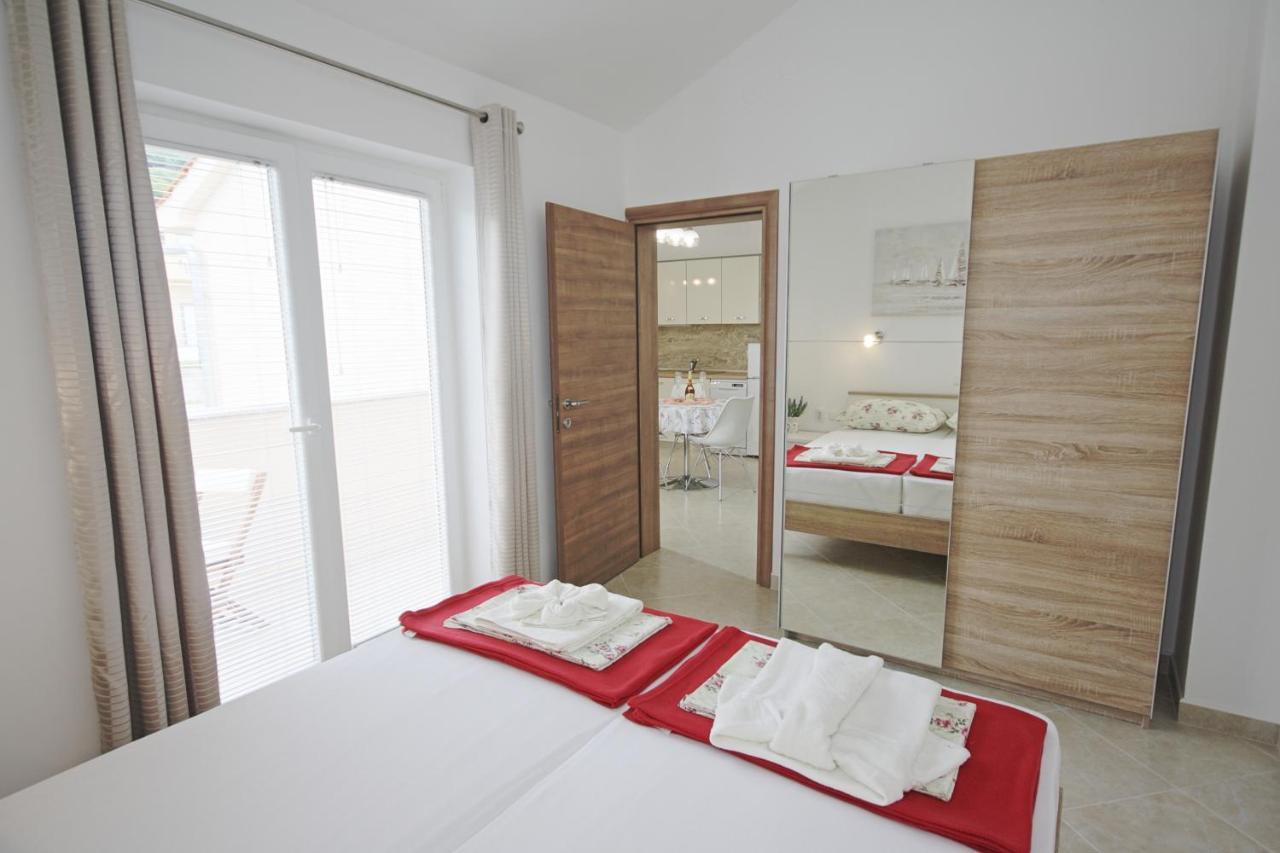 Srdoc Apartment
