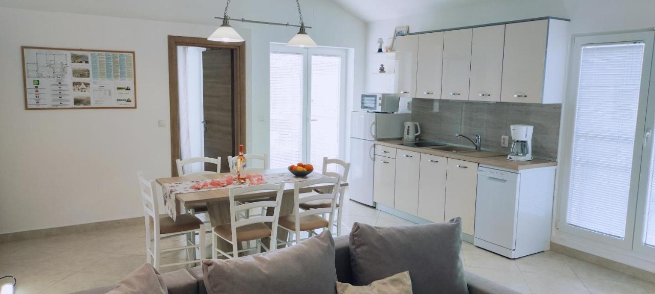 Apartment Srdoc *