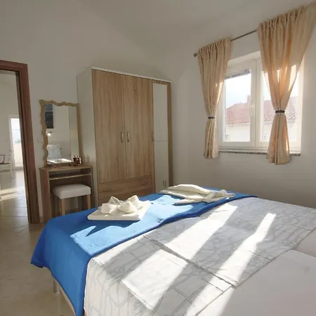 Apartmani Srdoc Baska  Exterior photo